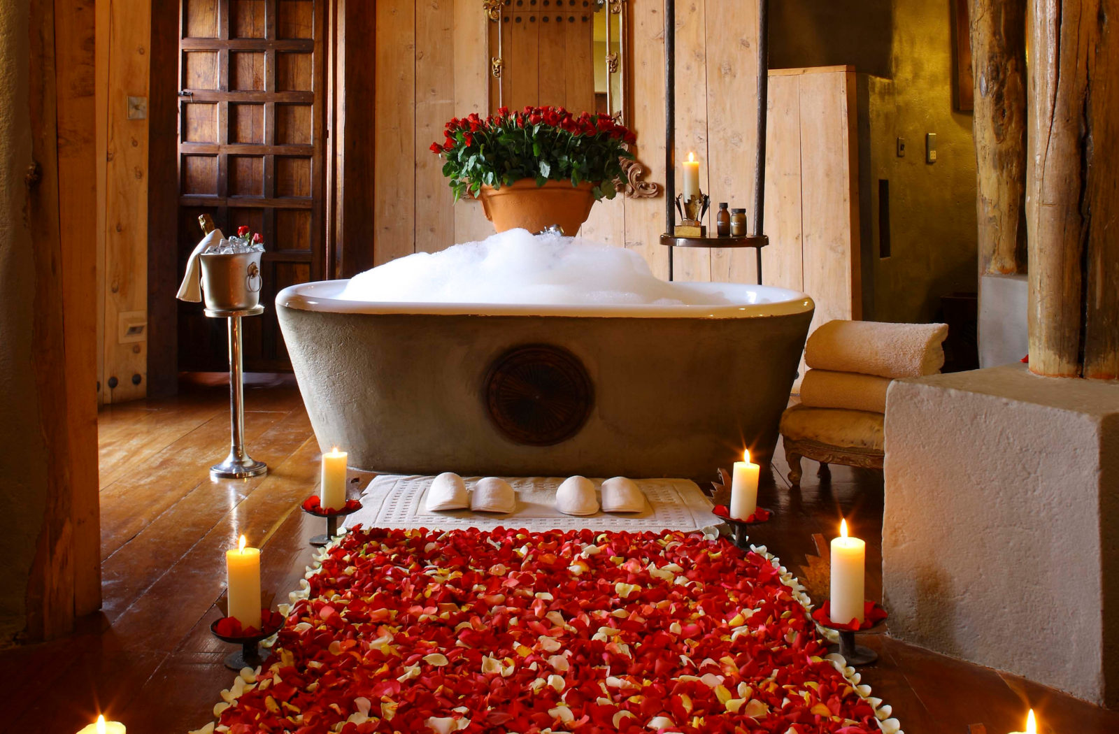Ngorongoro Crater Lodge, Tanzania