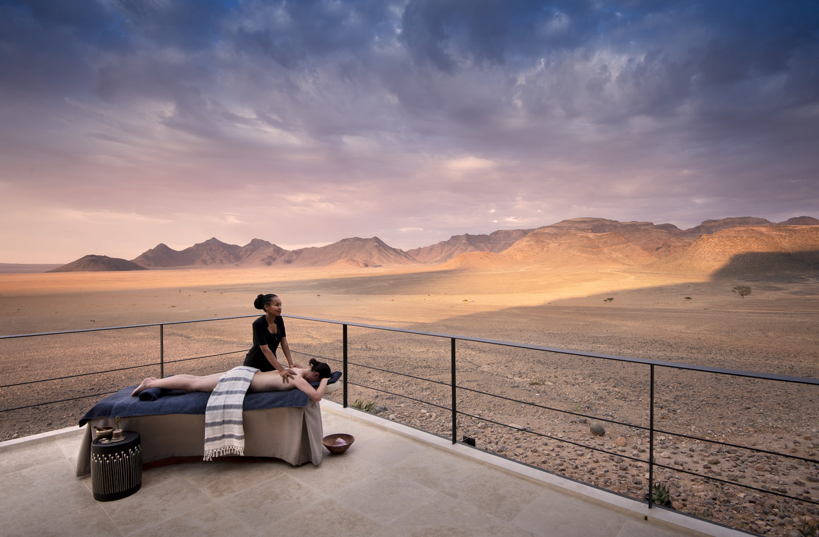Healing Earth Wellness treatment, Sossusvlei Namibia